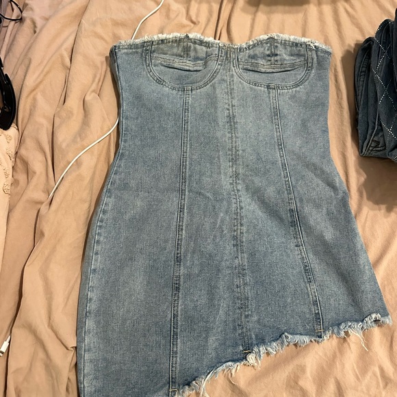 CIDER DENIM DRESS - Picture 2 of 5